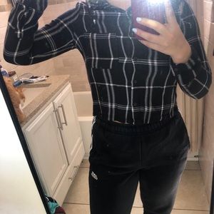Cropped plaid shirt